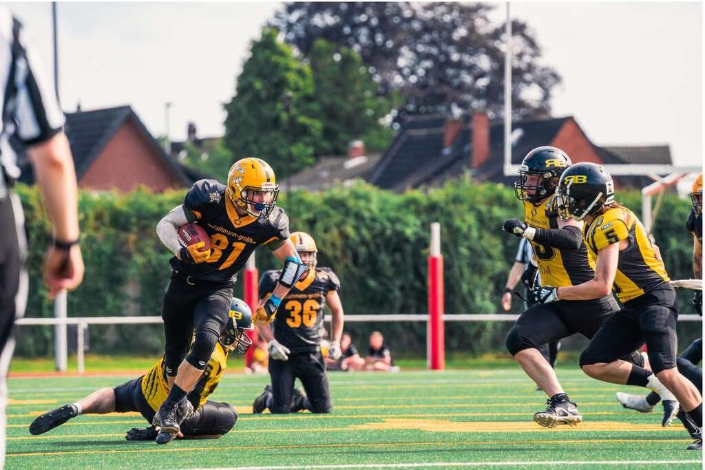 Generals-@-Badgers-238-2048×1365